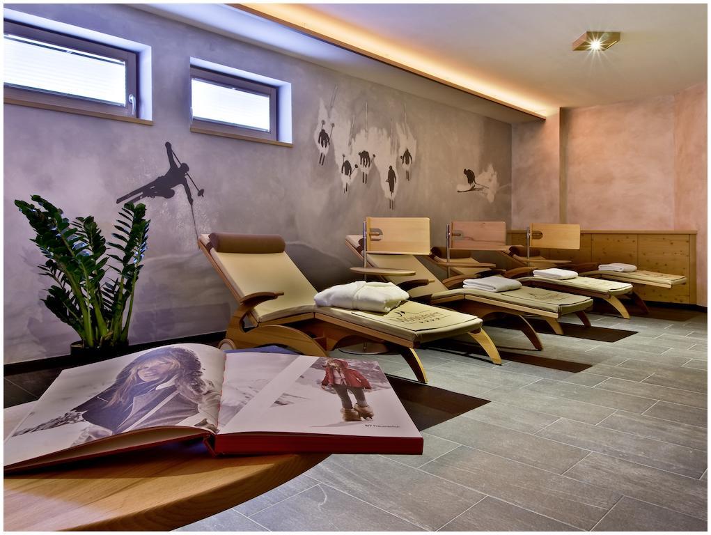 "Quality Hosts Arlberg" Hotel Garni Moessmer Sankt Anton am Arlberg Exterior photo